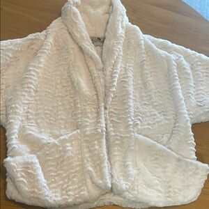 Jolt Cream Faux Fur Jacket